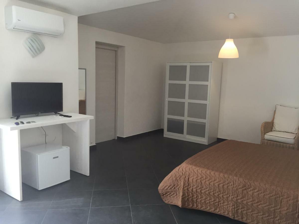Guest House Suite Olbia Kültér fotó